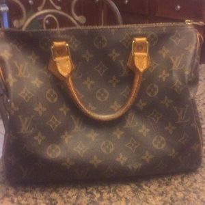 AUTHENTIC LOUIS VUITTON